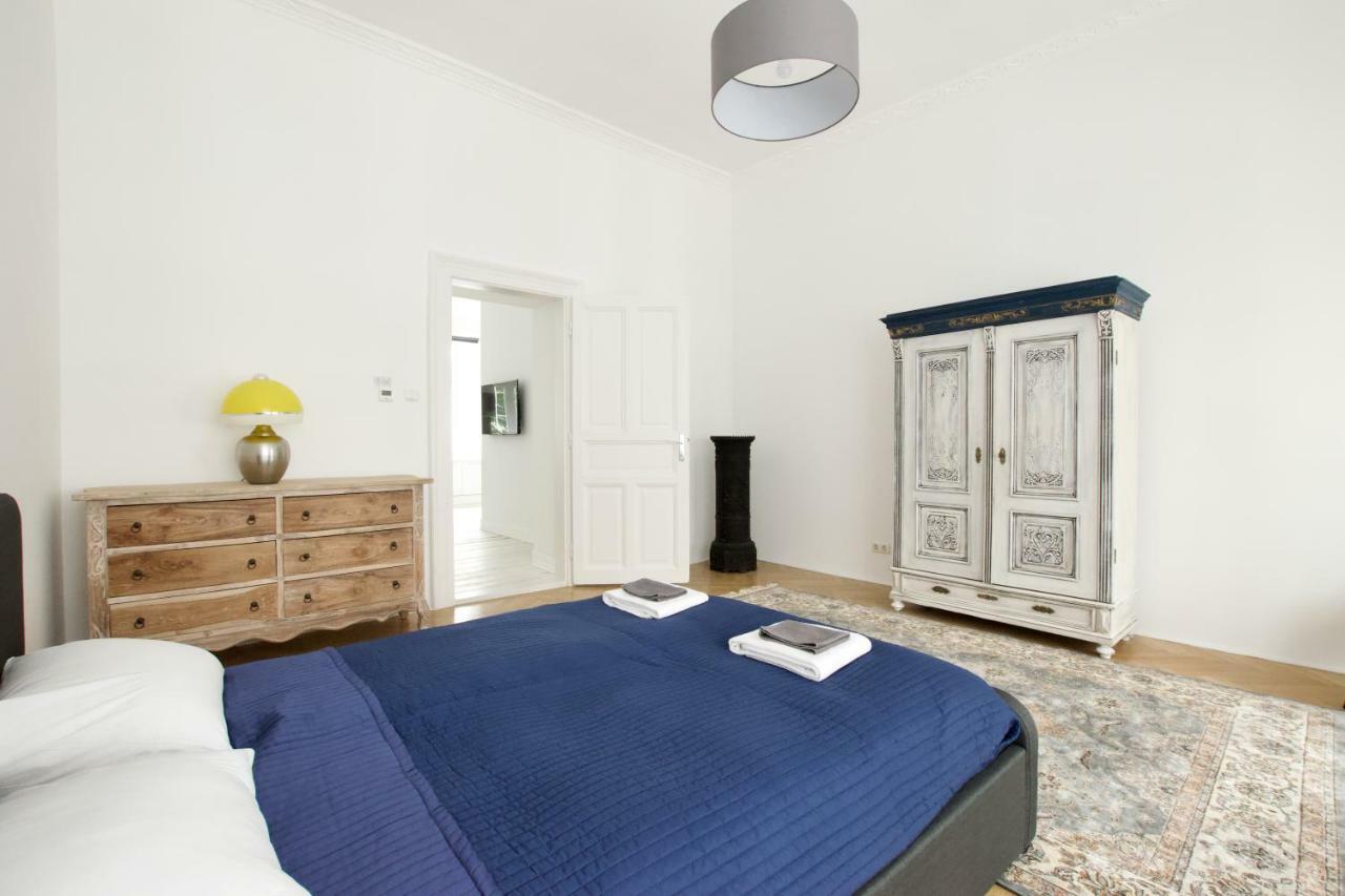 Luxury Apartment By Hi5 - Oktober 6 Street บูดาเปสต์ ภายนอก รูปภาพ
